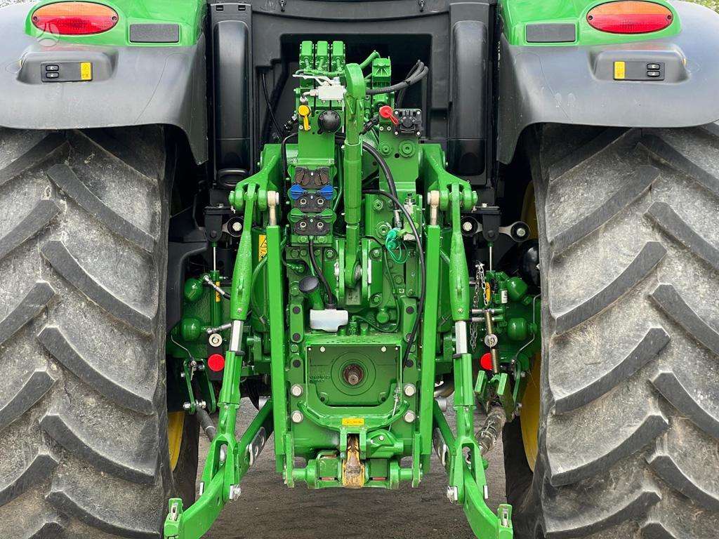 John Deere 6R185, traktori