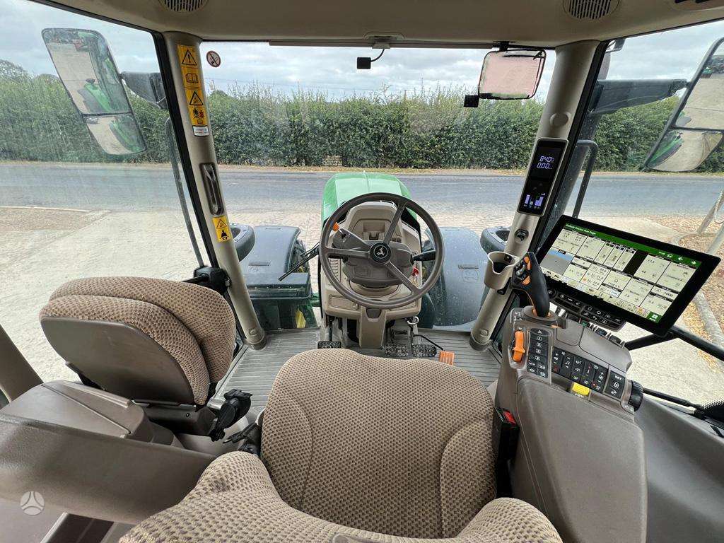 John Deere 6R185, traktori