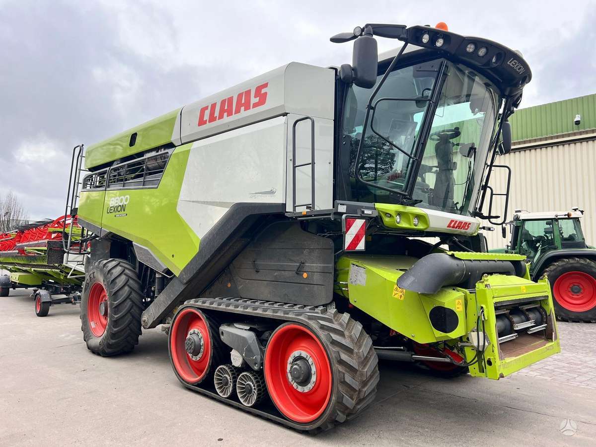 Claas Lexion 8800TT, комбайны