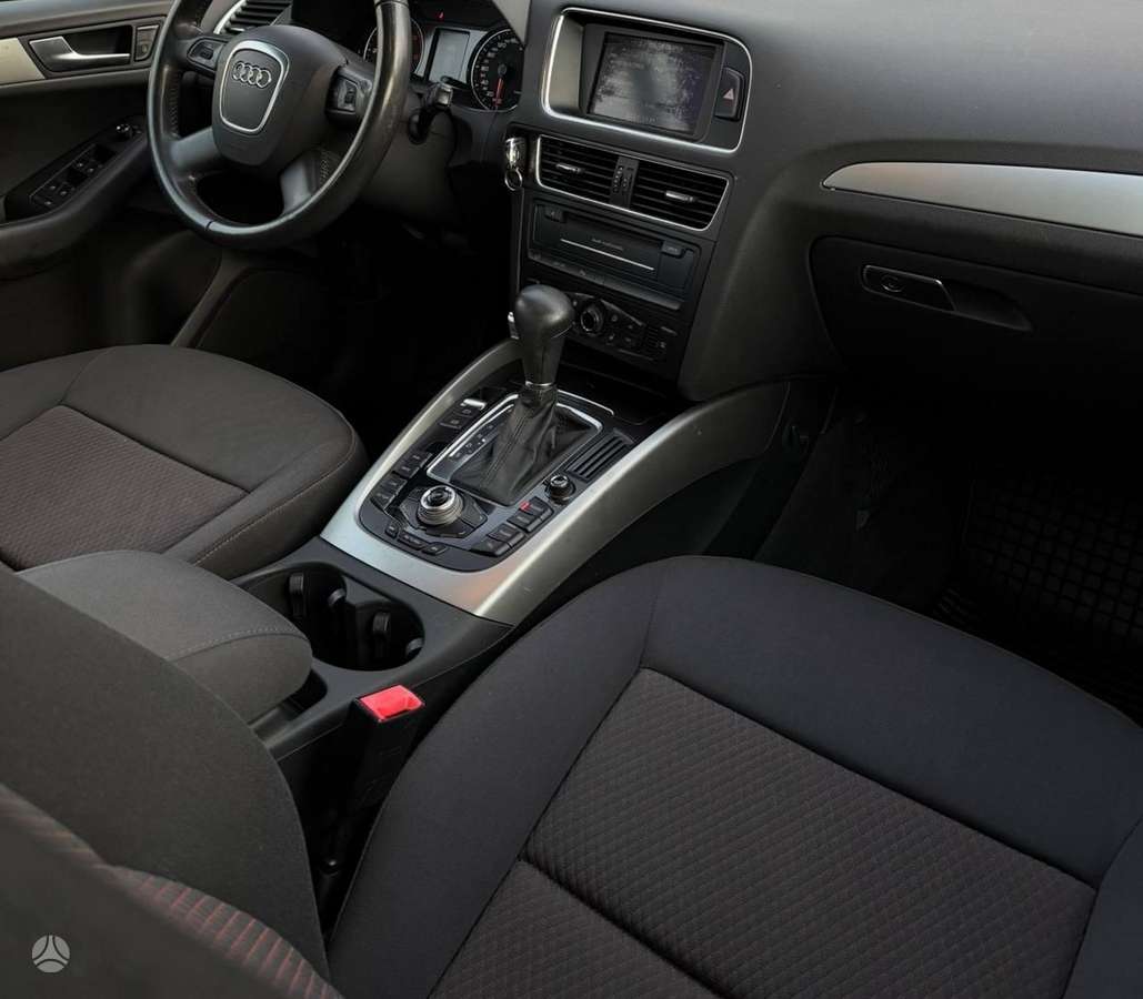 Audi Q5, Внедорожник / Кроссовер