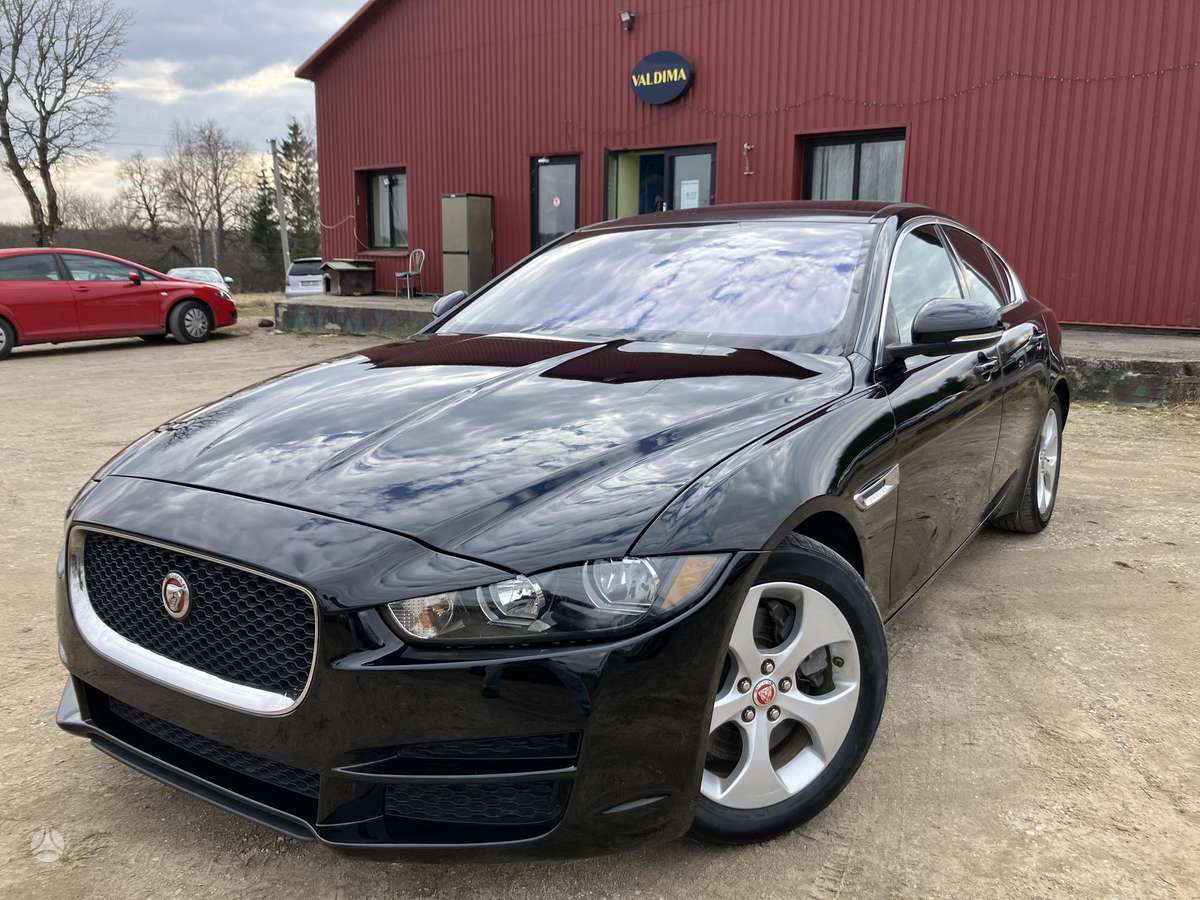 Jaguar XE, 2.0 l., Седан