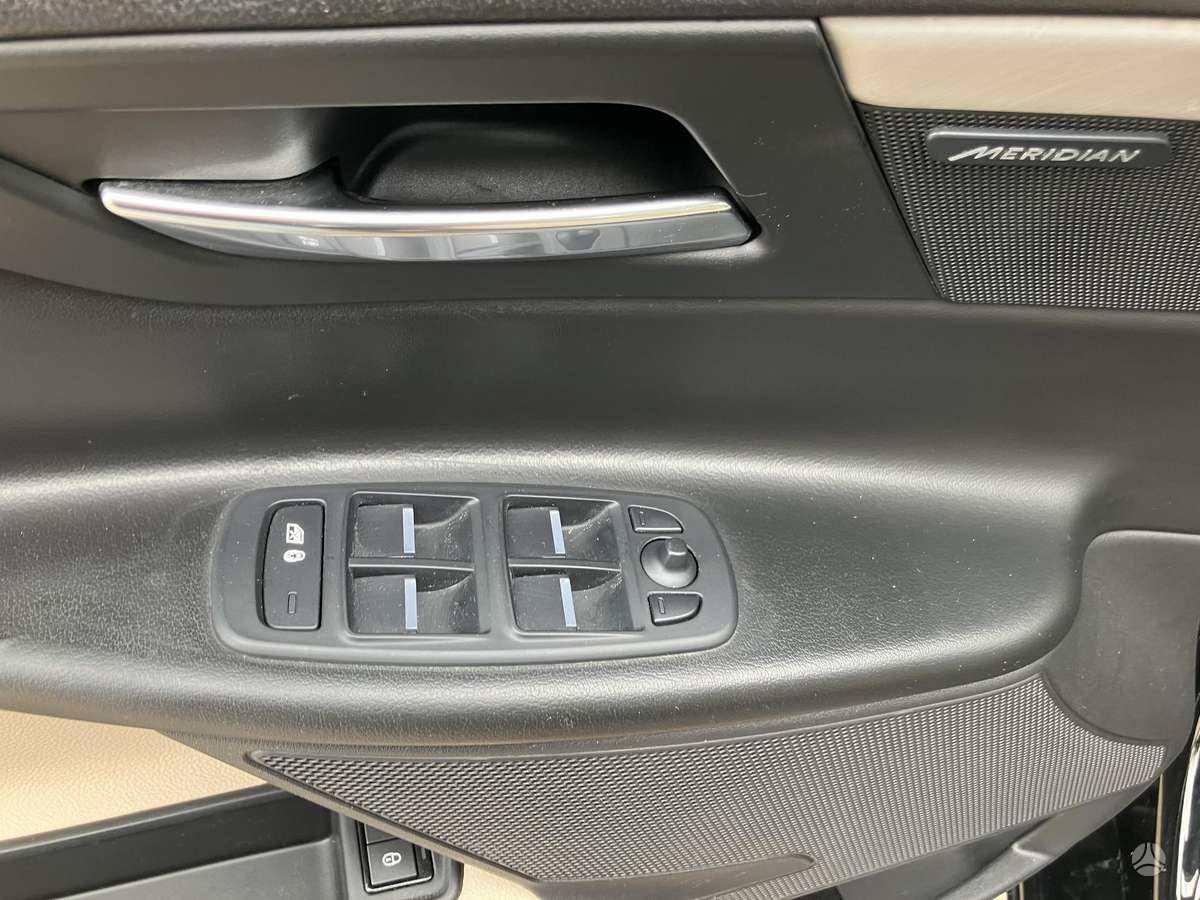 Jaguar XE, 2.0 l., Седан