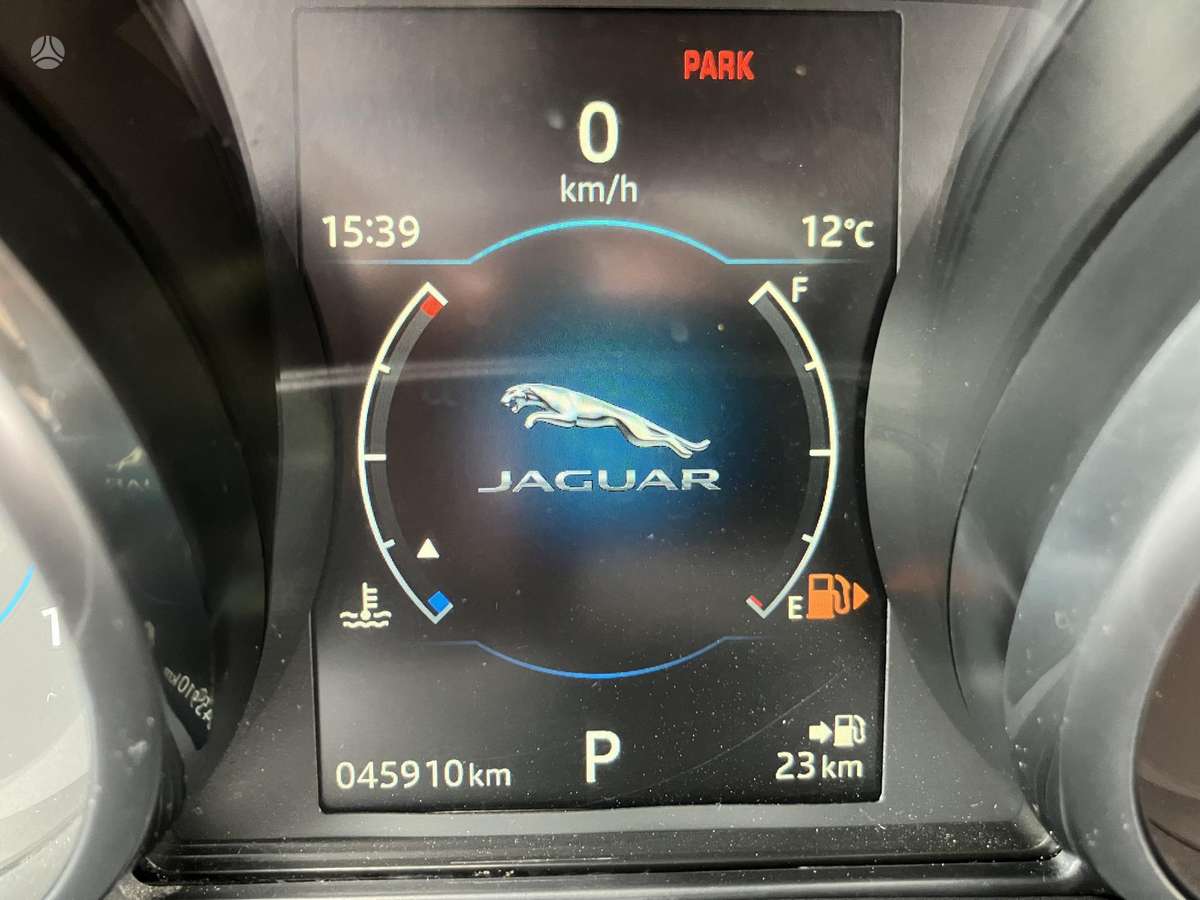 Jaguar XE, 2.0 l., Седан