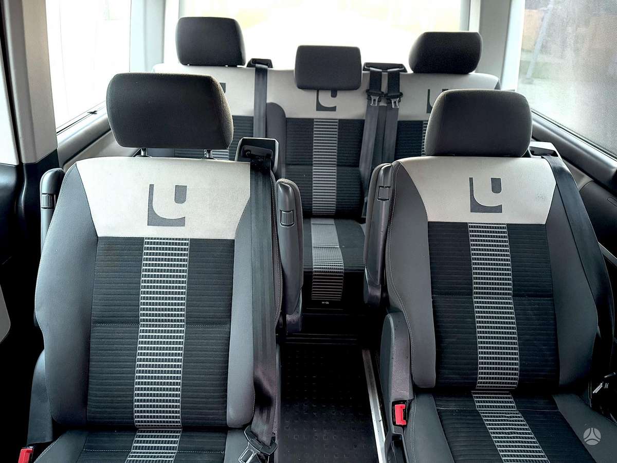Volkswagen Multivan, 2.5 l., Минивэн