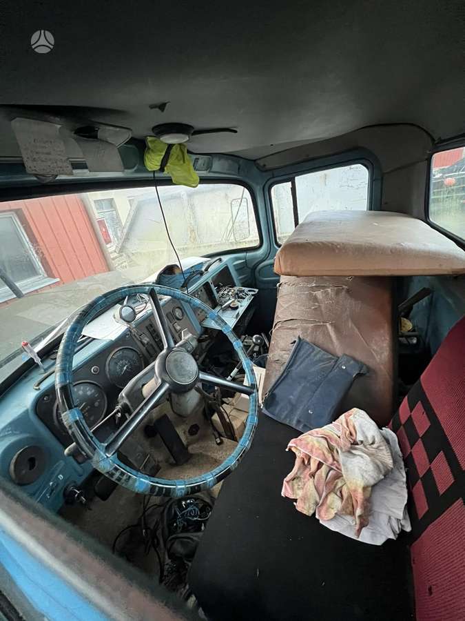 Zil 130, boom lift