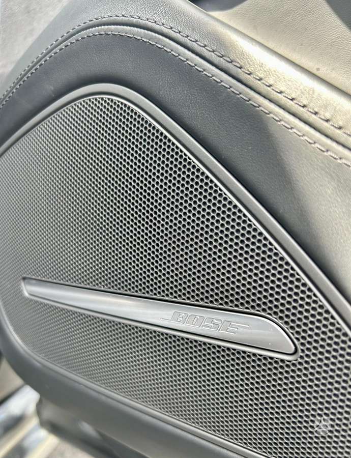 Audi S8, 4.0 l., saloon / sedan