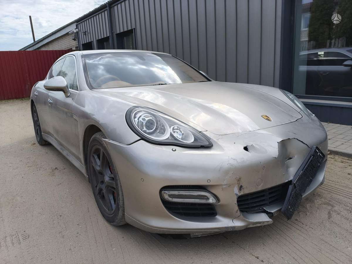 Porsche Panamera for parts