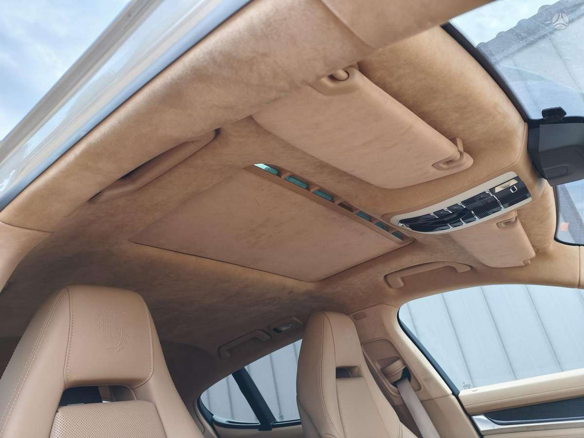 Porsche Panamera for parts