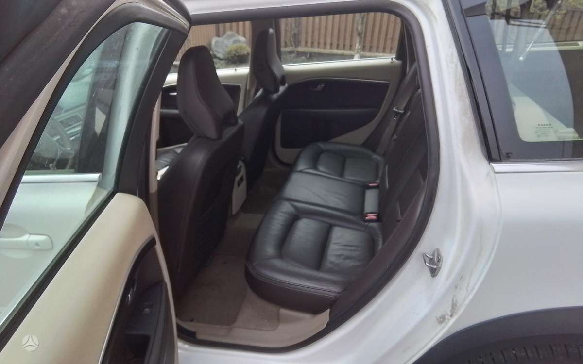 Volvo XC70, 2.4 l., Универсал