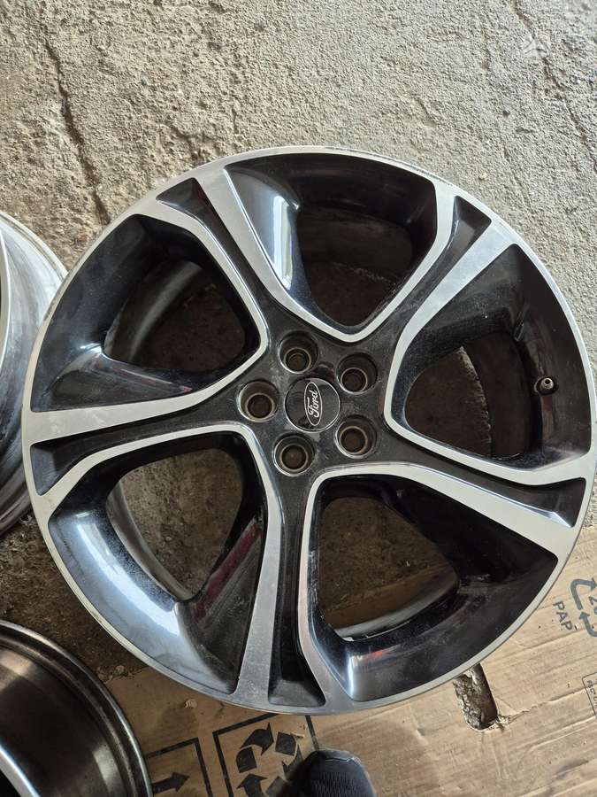 Ford Edge, light alloy, R20
