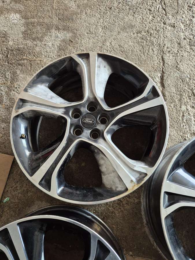 Ford Edge, light alloy, R20