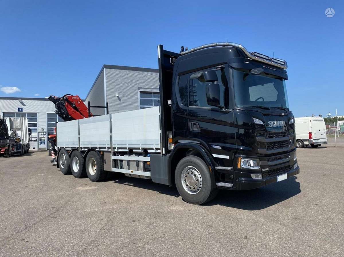 Scania G 560 8x4, с краном