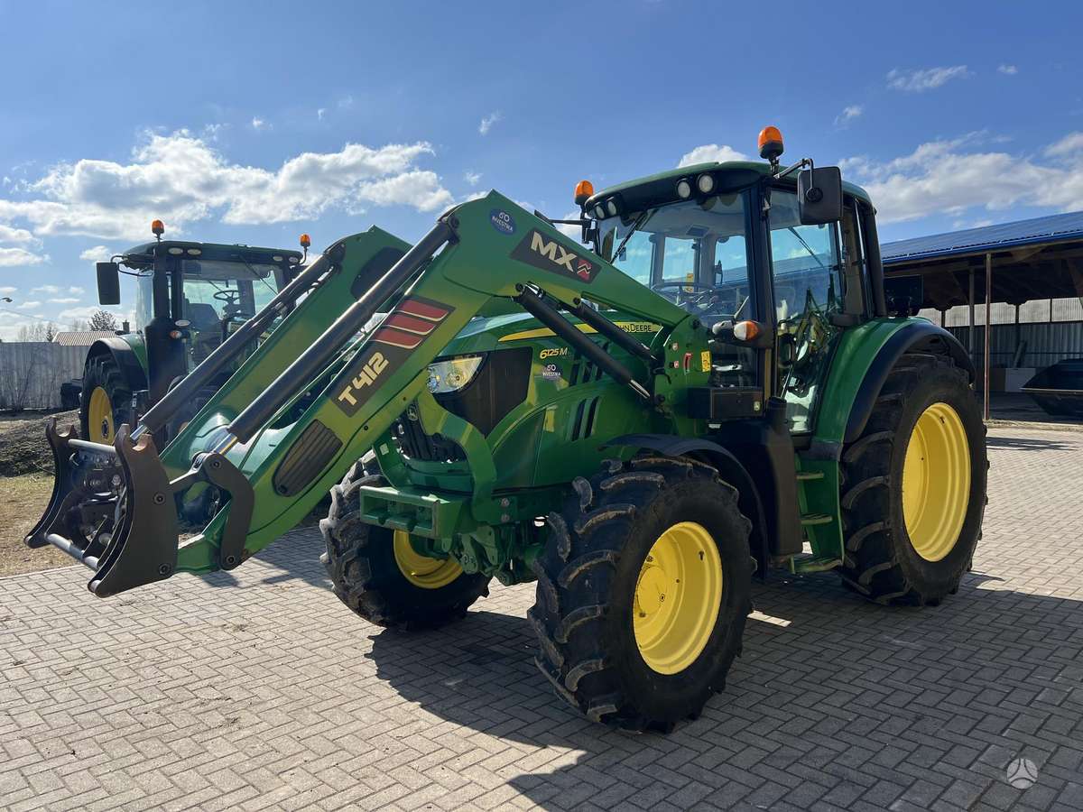 John Deere 6125M, тракторы