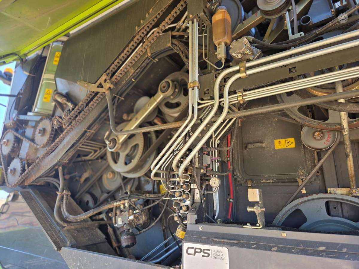 Claas Lexion 780TT, combine harvesters