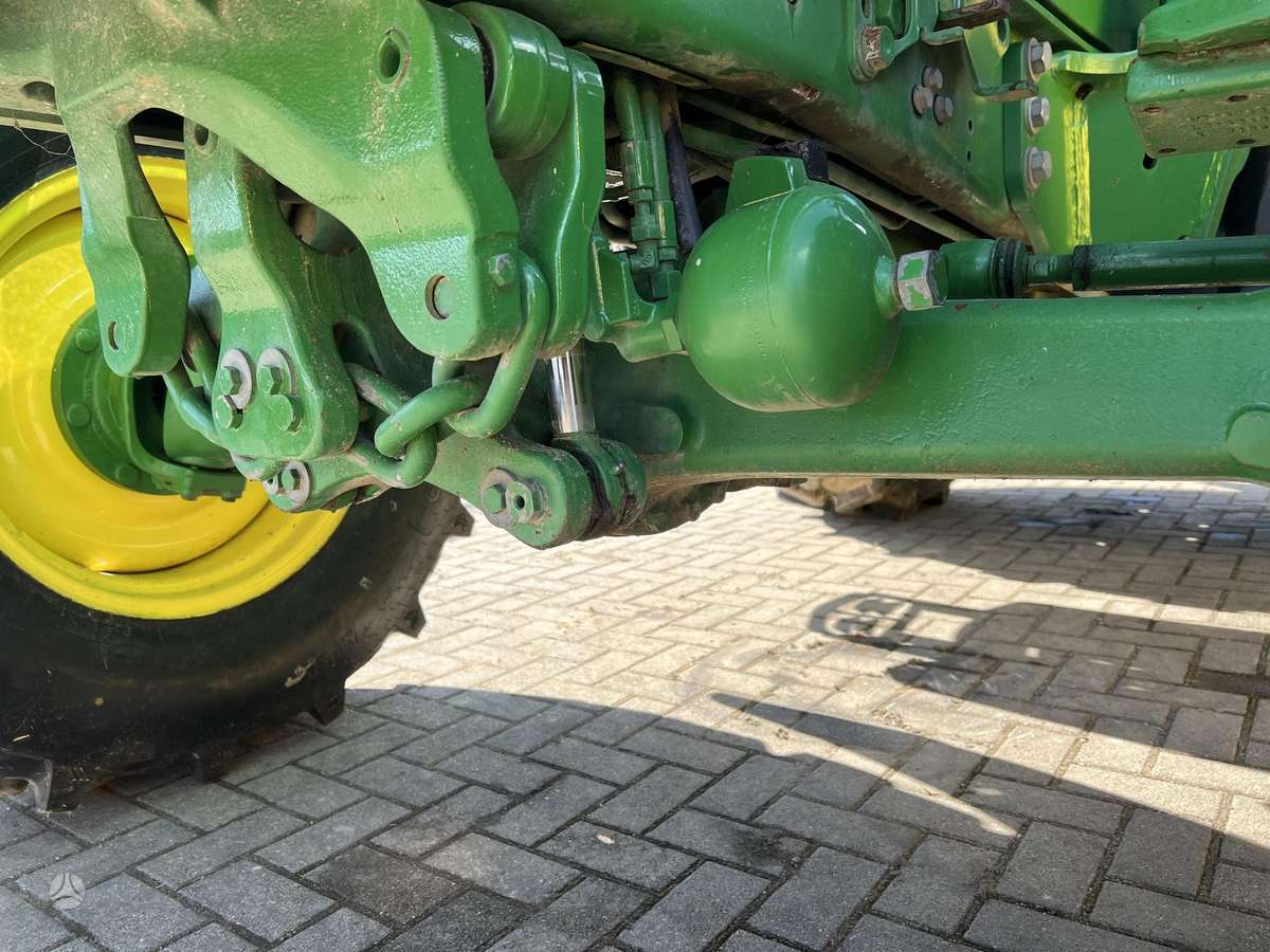 John Deere 6125M, тракторы