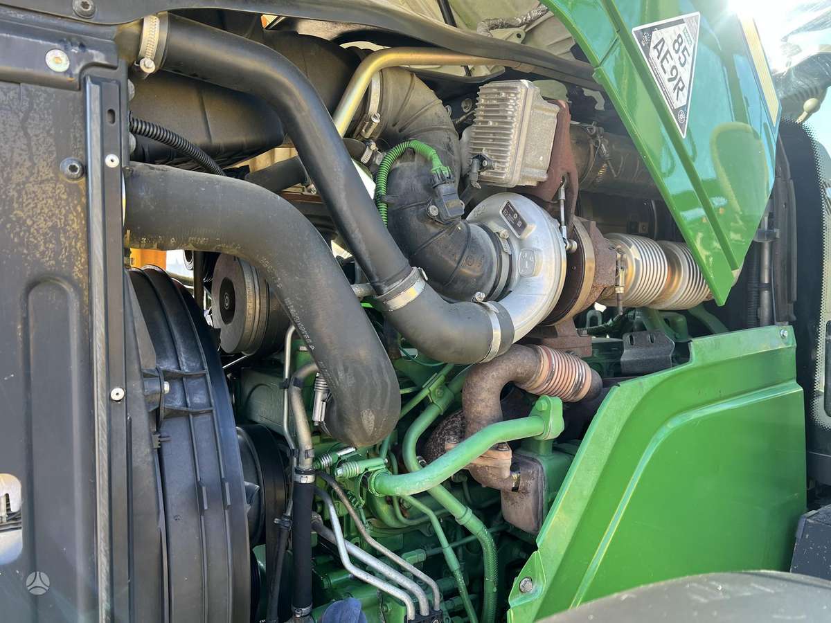 John Deere 6150R, тракторы