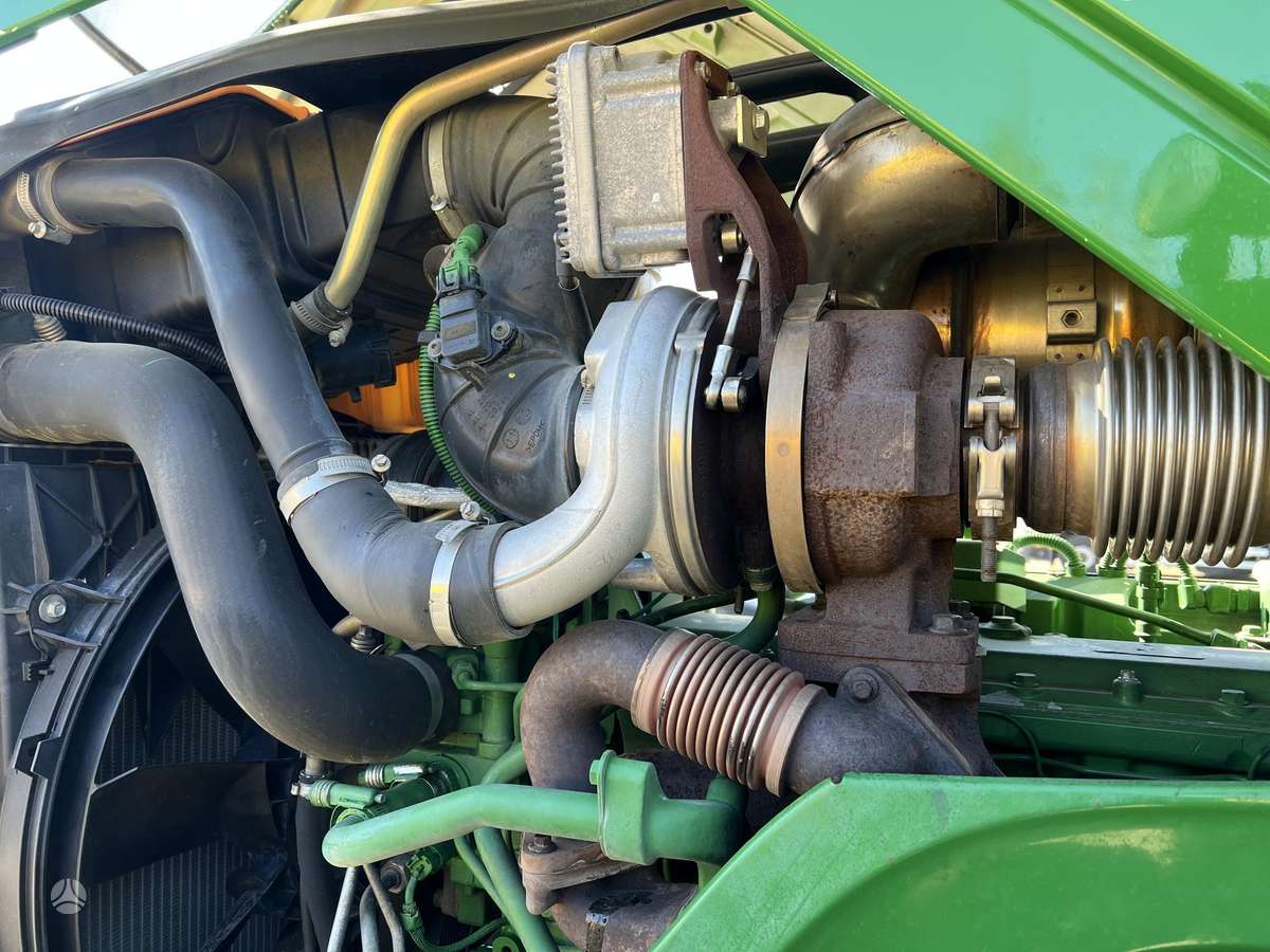 John Deere 6150R, тракторы