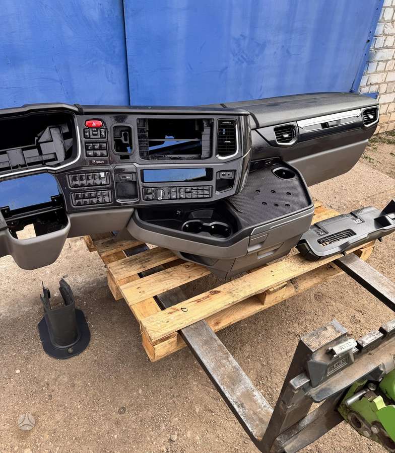 Scania R450, trucks