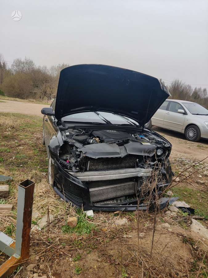 Audi A4, 2.0 l., Седан