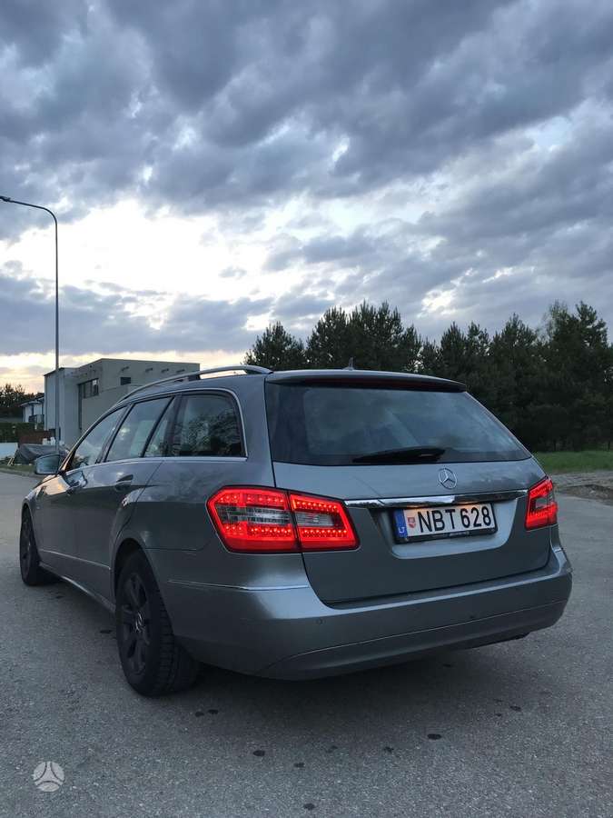 Mercedes-Benz E220, 2.1 l., wagon