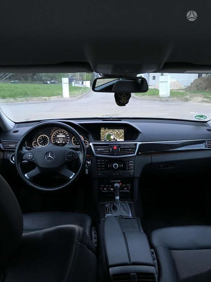 Mercedes-Benz E220, 2.1 l., Универсал