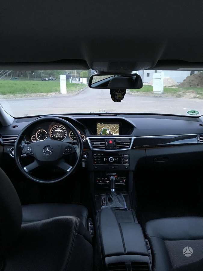 Mercedes-Benz E220, 2.1 l., wagon