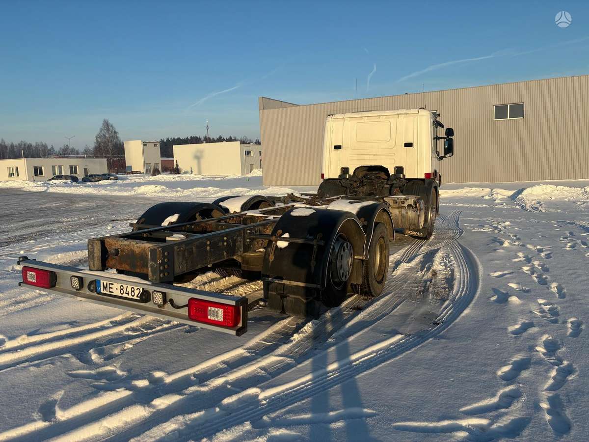 Scania P320, шасси