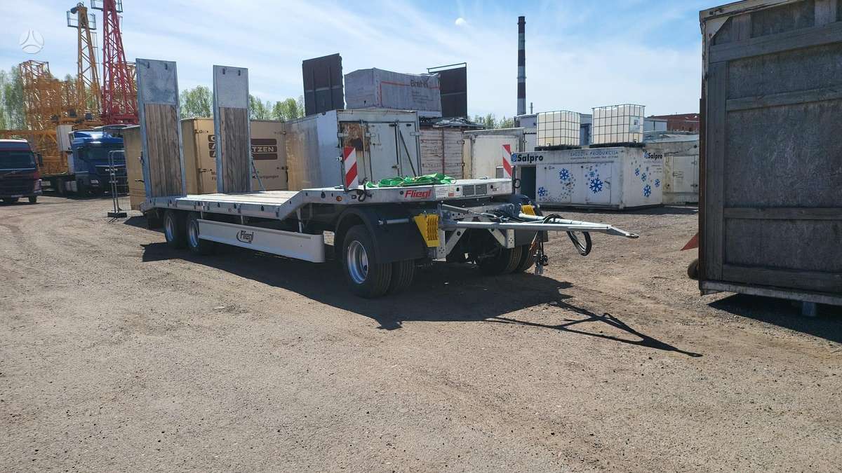 Fliegl DTS-300, custom trailer / semi-trailer