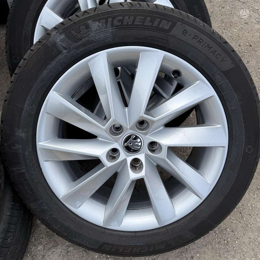 Skoda Superb, light alloy, R17