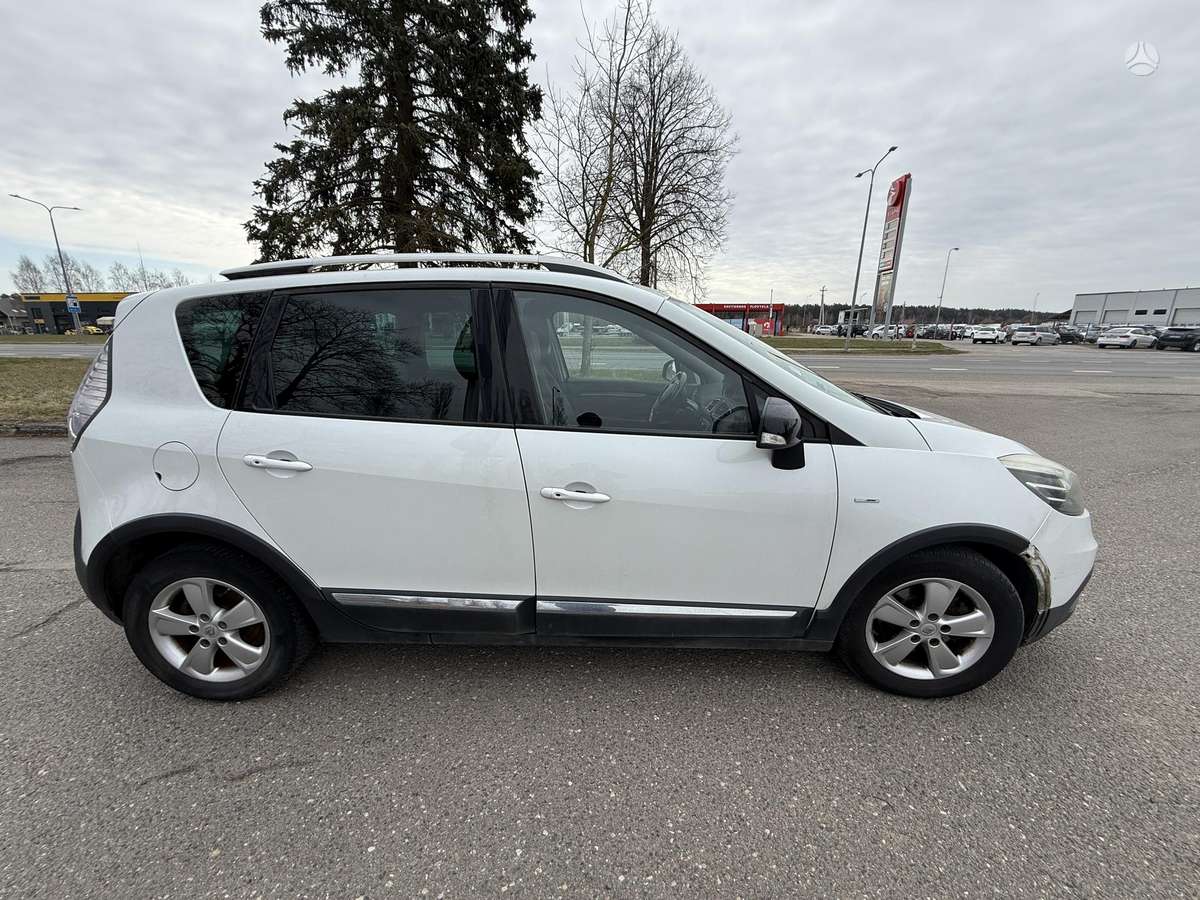 Renault Scenic - 4