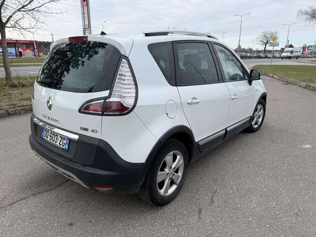 Renault Scenic - 5