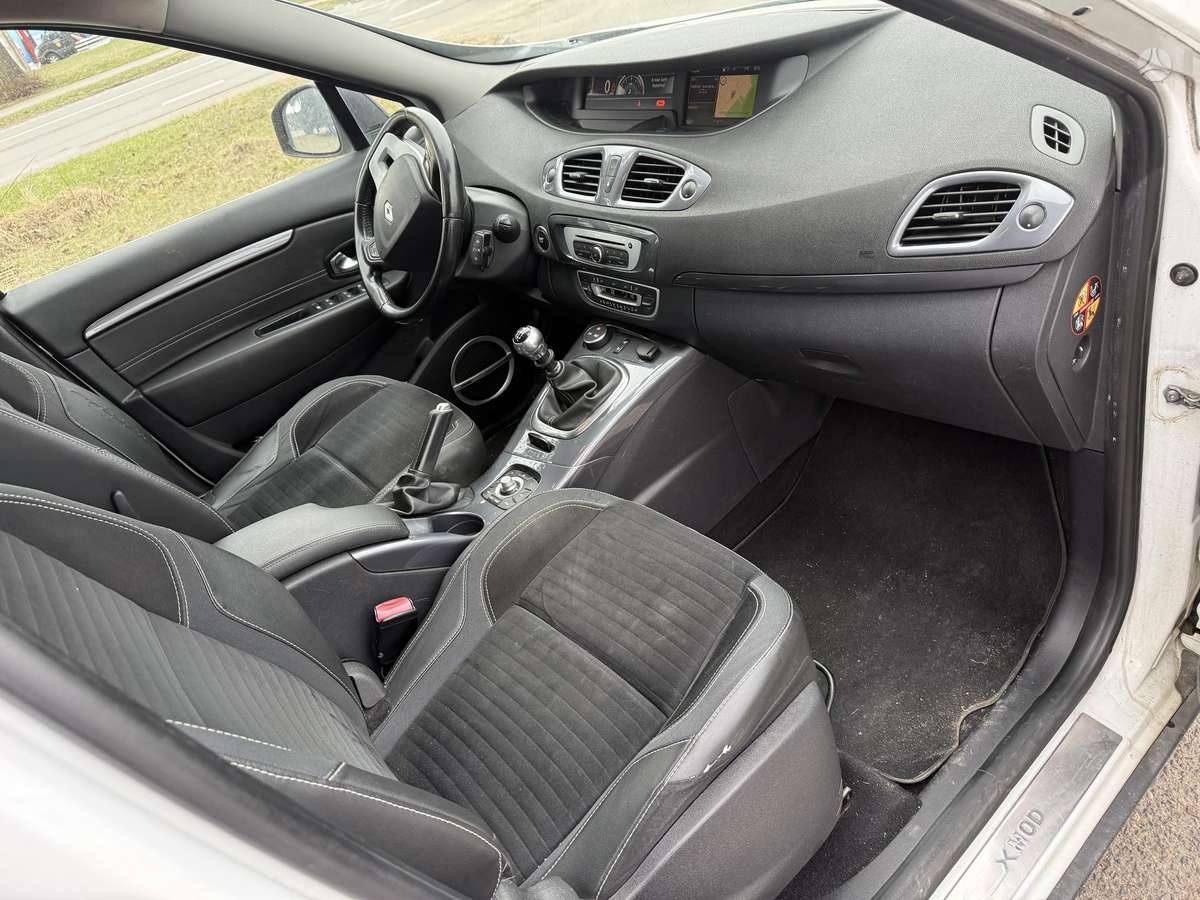 Renault Scenic - 9