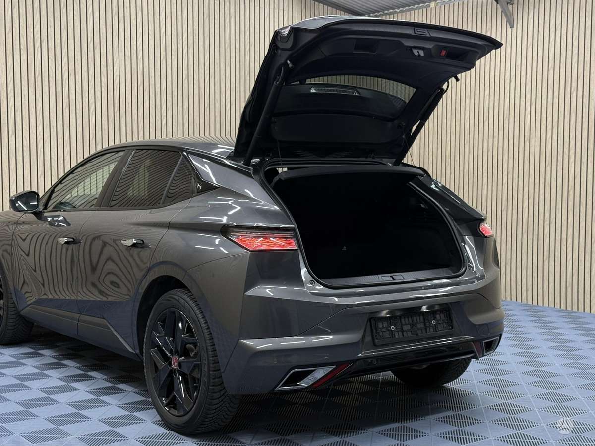 DS Automobiles DS4, 1.2 l., hatchback