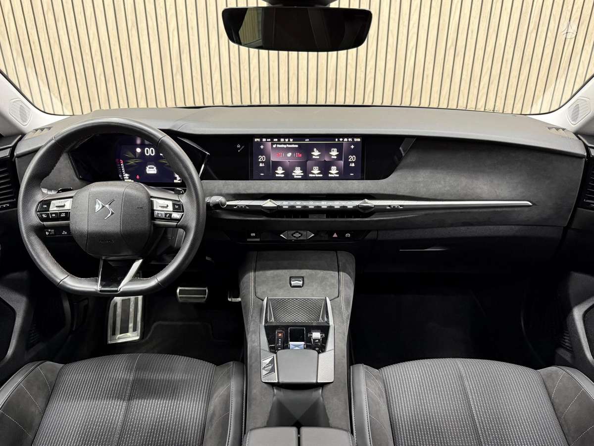 DS Automobiles DS4, 1.2 l., hatchback