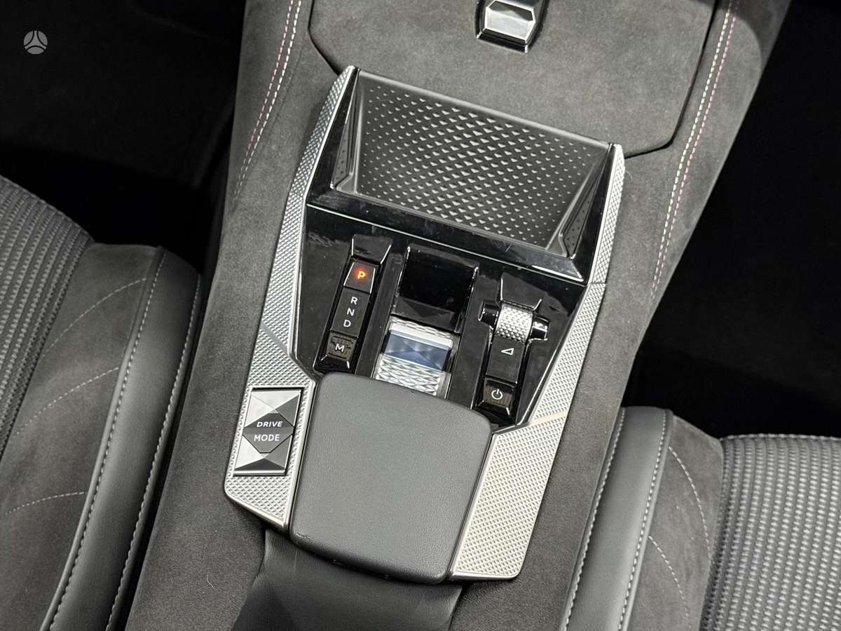 DS Automobiles DS4, 1.2 l., hatchback