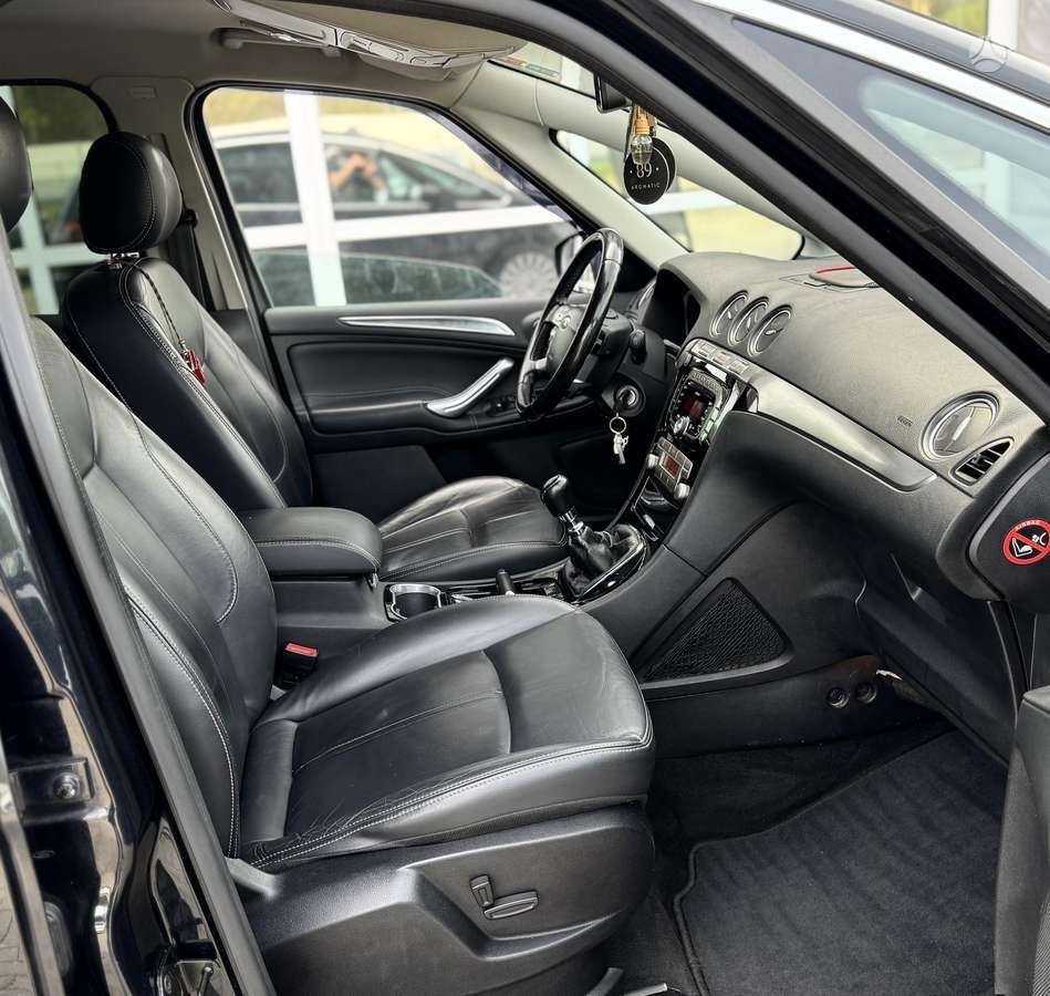 Ford S-MAX, 2.0 l., Минивэн