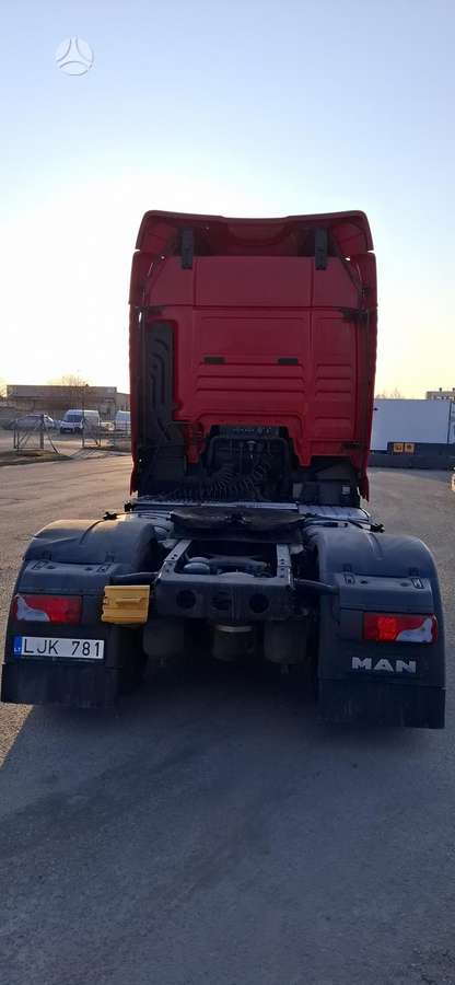 MAN TGX 18.440, double sleeper