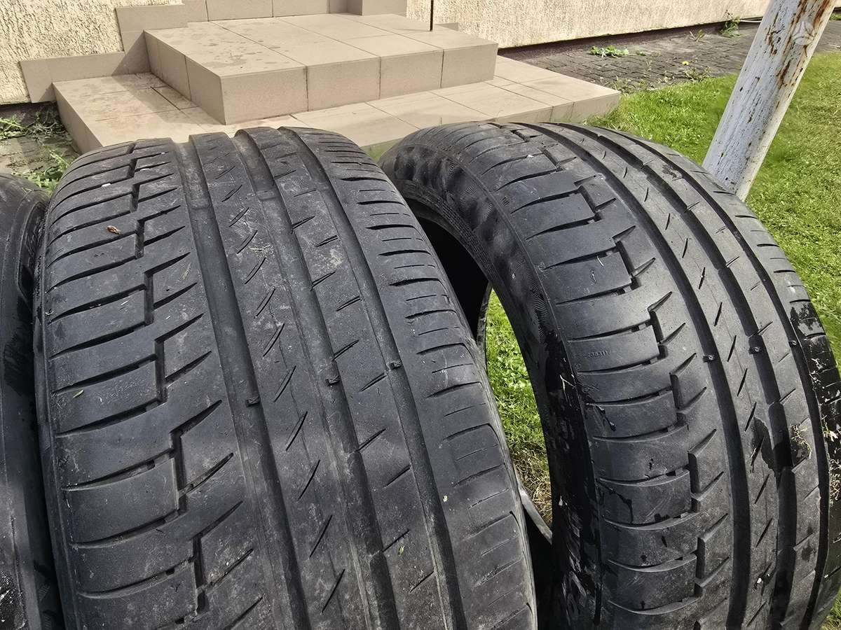 Continental, летние 235/45 R17