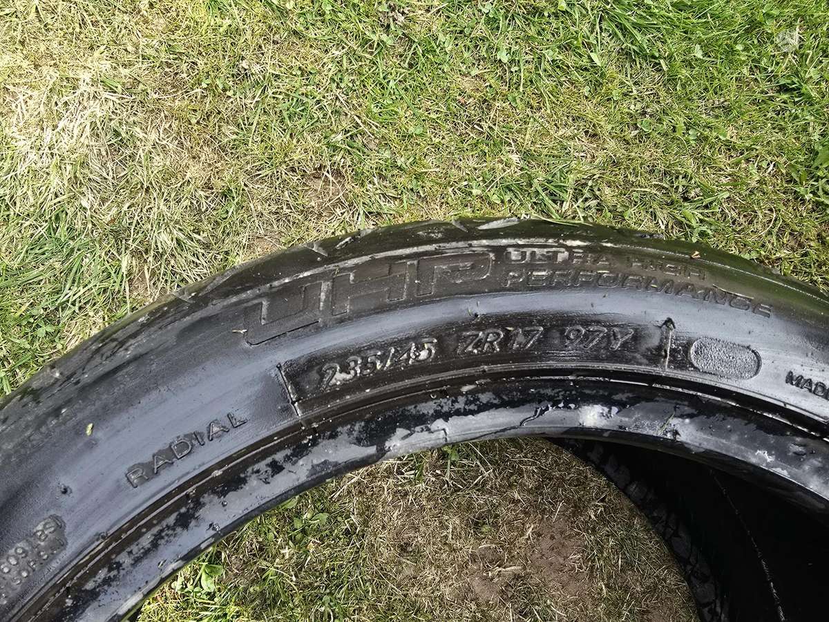 Continental, летние 235/45 R17