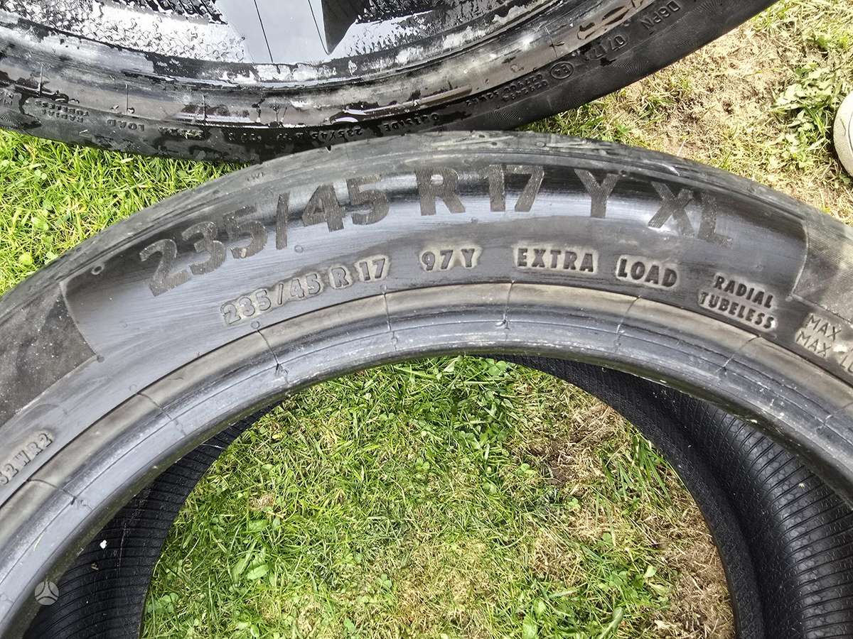 Continental, летние 235/45 R17