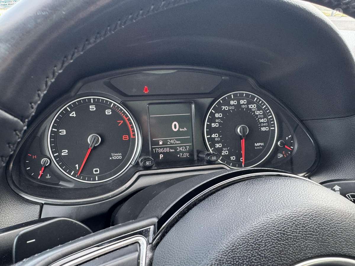 Audi Q5, 2.0 l., visureigis / krosoveris
