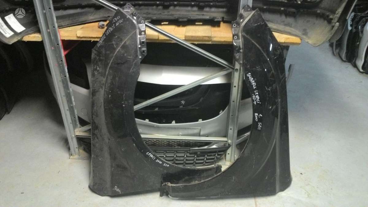 Subaru Legacy body parts