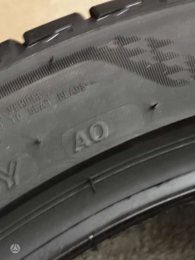 Bridgestone Turanza T005, летние 255/40 R20