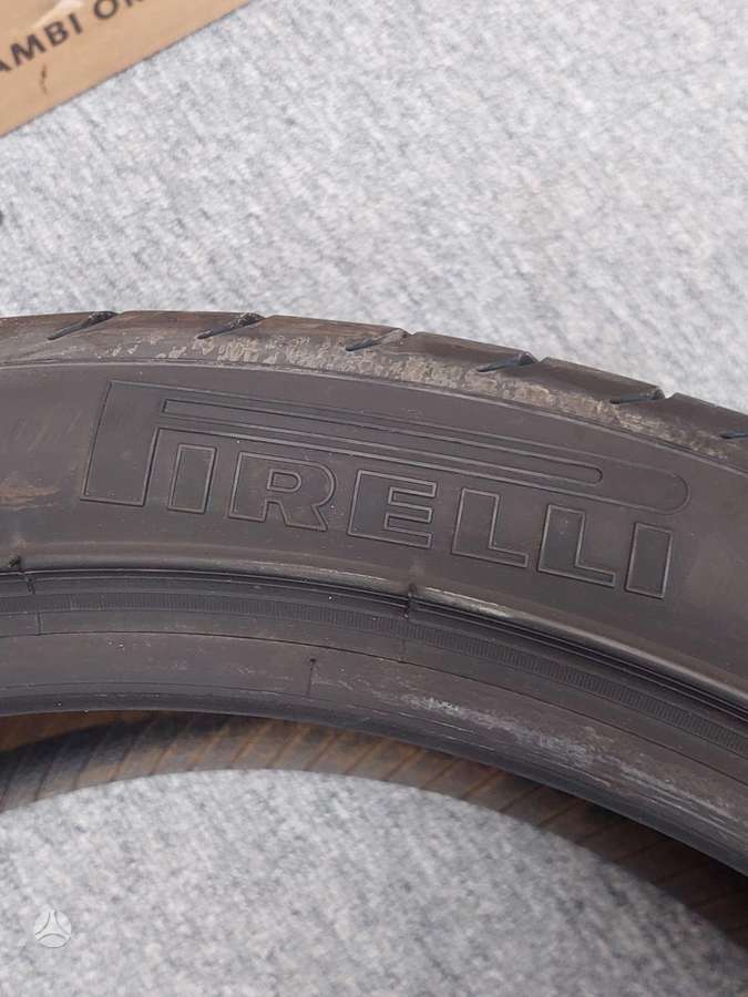 Pirelli PZERO, vasaras 275/35 R21