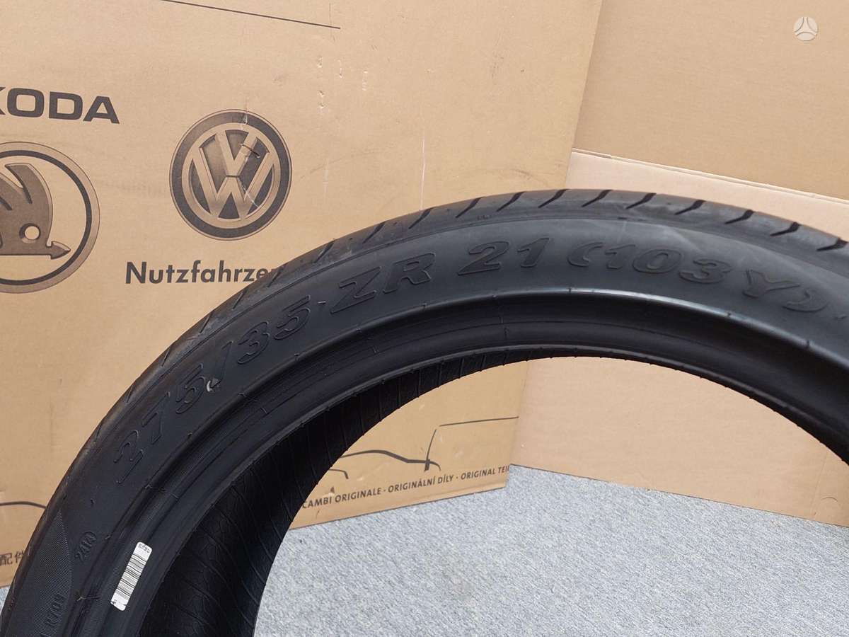 Pirelli PZERO, vasaras 275/35 R21