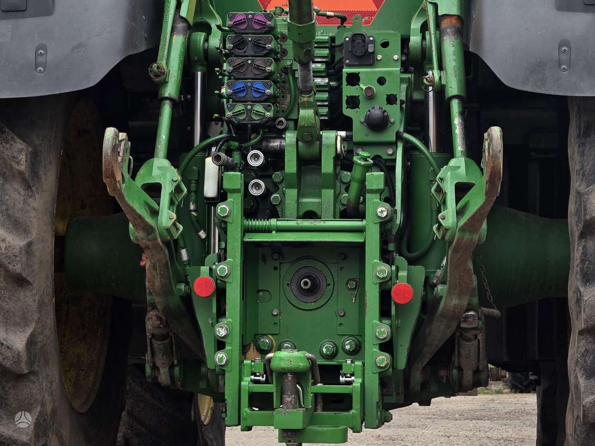 John Deere 7310R, traktoriai