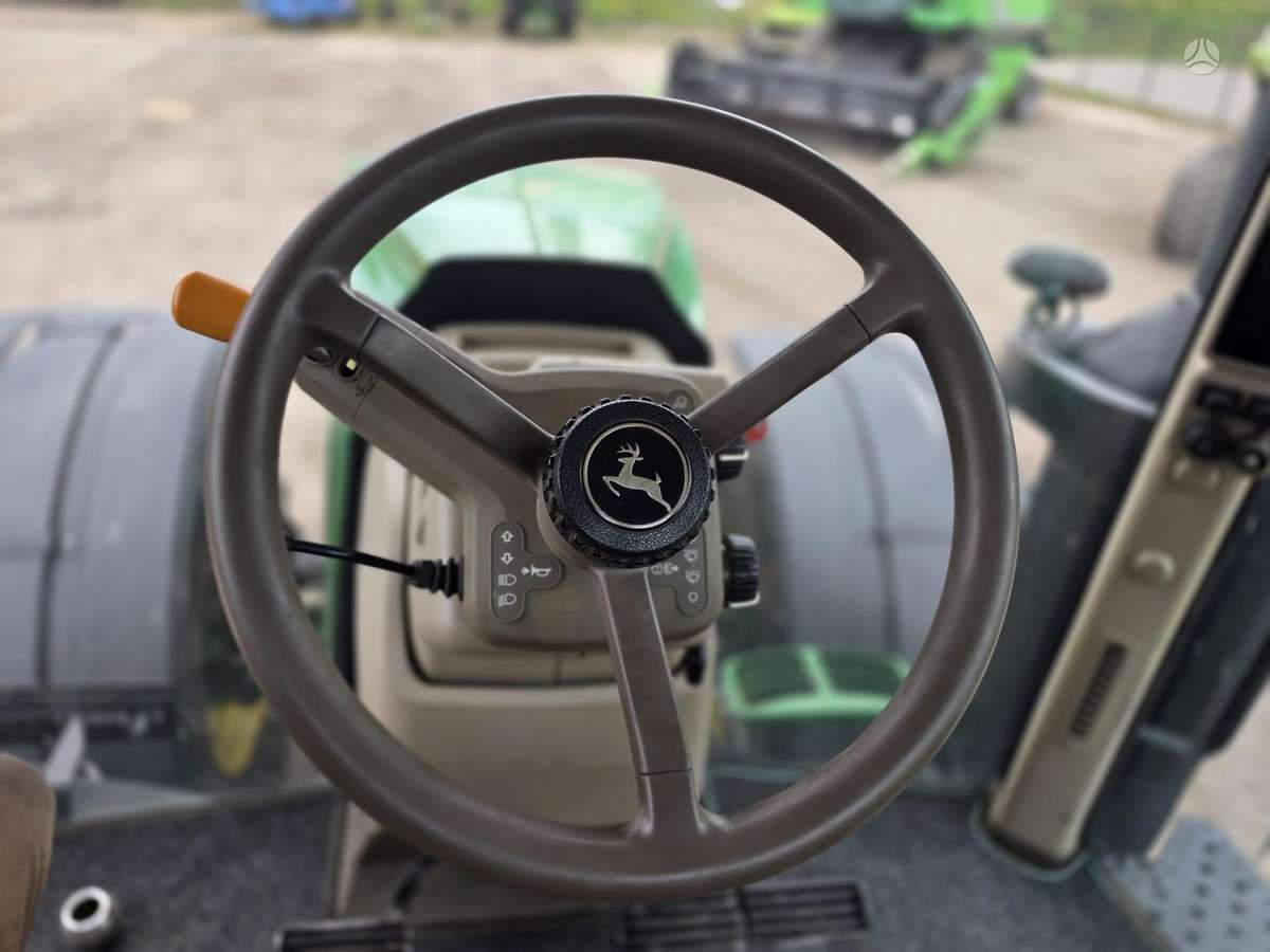 John Deere 7310R, traktoriai