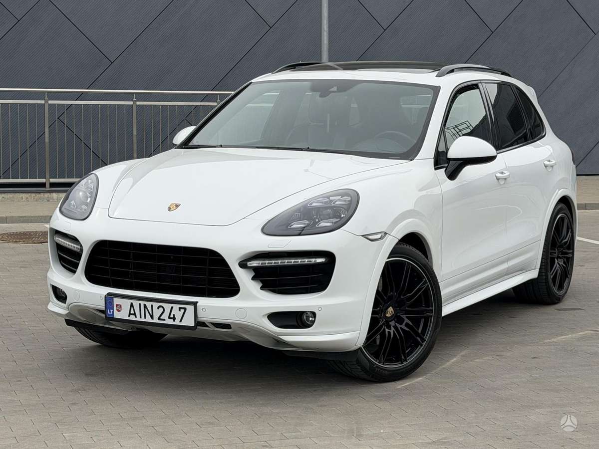 Porsche Cayenne - 3