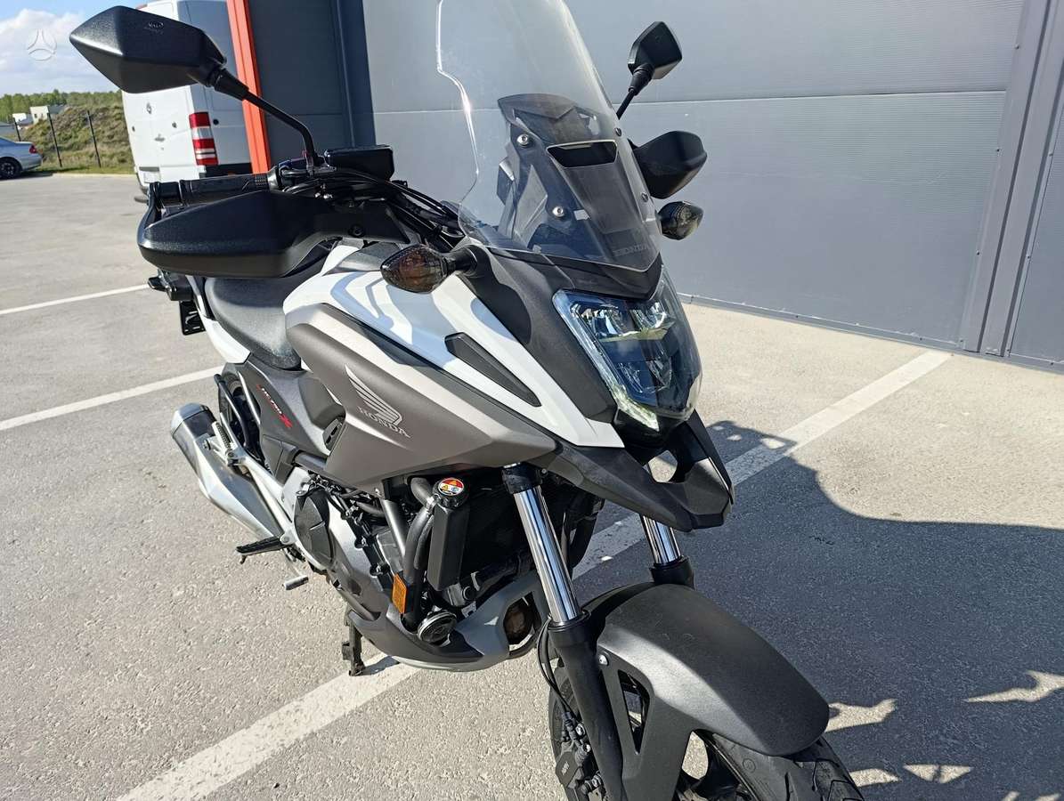 Honda NC 750cc, street / classic