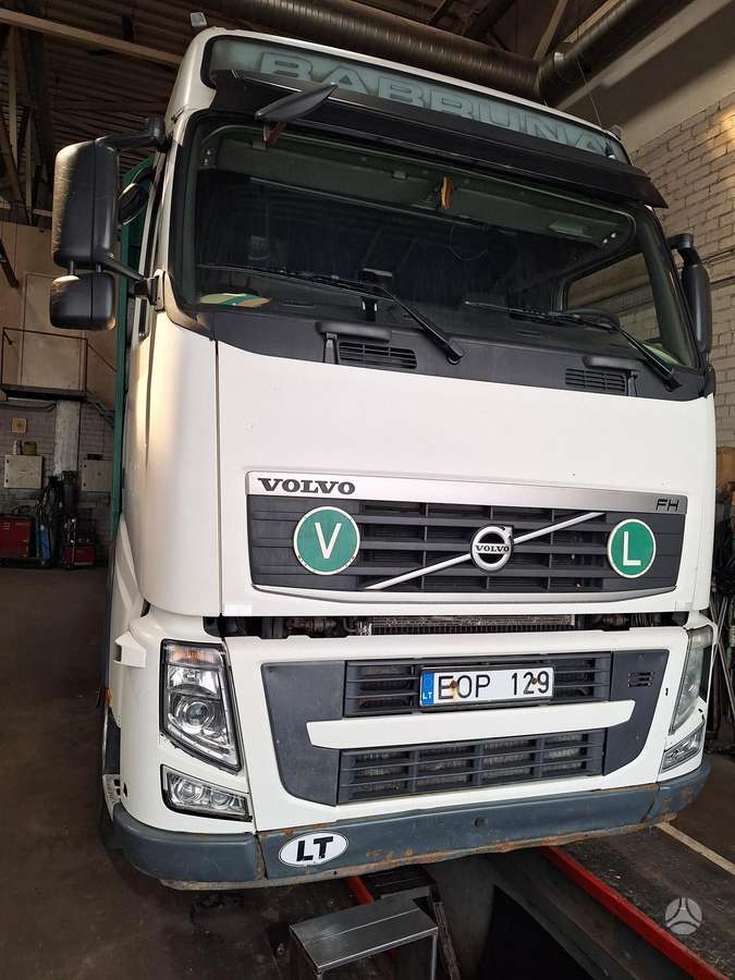 Volvo FM13, лесовозы